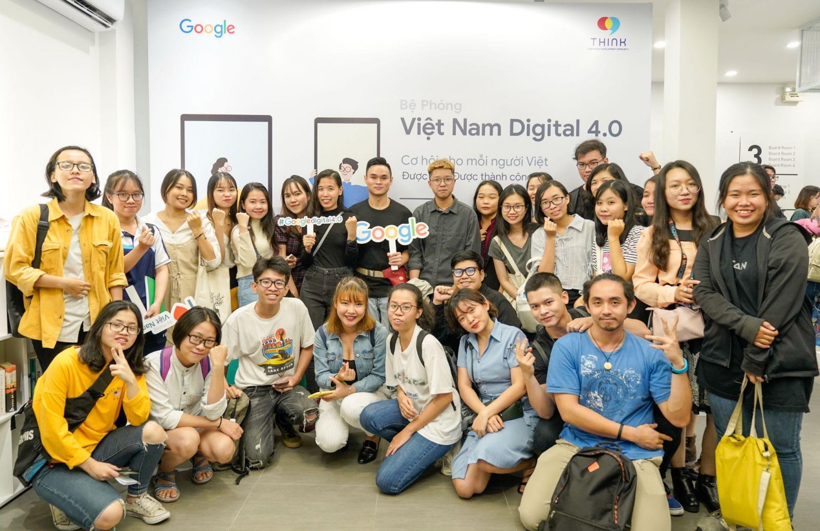 Những học viên tham gia khóa học Bệ phóng Việt Nam Digital 4.0